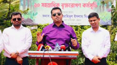 ফের আলোচনায় মানবিক ডিসি জাহিদুল ইসলাম