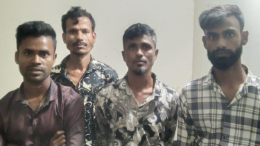আড়াইহাজারে ইয়াবা ট্যাবলেটসহ গ্রেপ্তার ৪