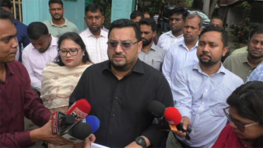 অফিসে উপস্থিত না থেকেও হাজিরা খাতায় স্বাক্ষর, ভূমি প্রতিমন্ত্রীর