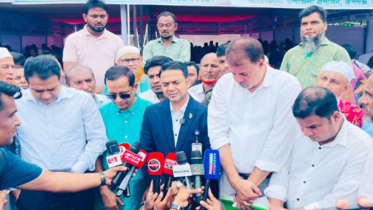উপজেলায় নয়, এবার মানুষের দোরগোড়ায় সরকারি সেবা