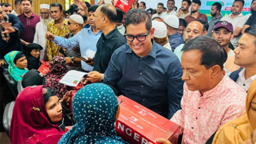 রূপগঞ্জে দরিদ্র ও অসহায় নারীদের মাঝে সেলাই মেশিন বিতরণ