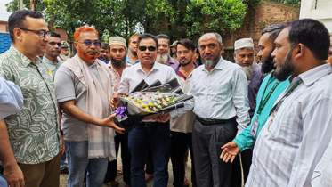 বন্দর ডকইয়ার্ড পরিদর্শন করলেন বিআইডব্লিউটিসির চেয়ারম্যান