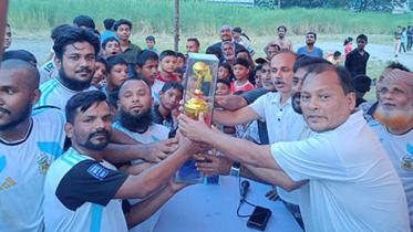 বন্দরে প্রীতি ফুটবল ম্যাচ অনুষ্ঠিত