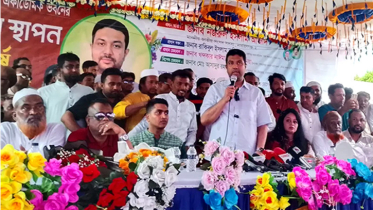 আড়াইহাজারের শিক্ষাপ্রতিষ্ঠানগুলোর উন্নয়নের জন্য সর্বোচ্চ চেষ্টা করব : এমপি আজাদ