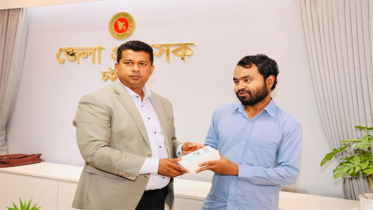 দৃষ্টিপ্রতিবন্ধী আকাশ প্রযুক্তির ছোঁয়ায় আলোকিত হবে : মানবিক ডিসি জাহিদ