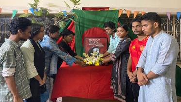 জুলাই শহিদ শাকিলের শাহাদাত বার্ষিকীতে পুষ্পস্তবক অর্পণ