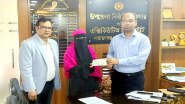 ফতুল্লায় তিতাস গ্যাস বিস্ফোরণে নিহত মিন্টুর পরিবারকে আর্থিক অনুদা