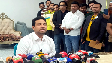 বিএনপির নেতাকর্মী নয়, খুঁজতে হবে দুর্বৃত্তদের : আজাদ