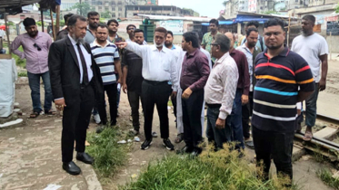 হকার পুনর্বাসনে উদ্যোগী নাসিক : সম্ভাব্য স্থান পরিদর্শনে প্রশাসক