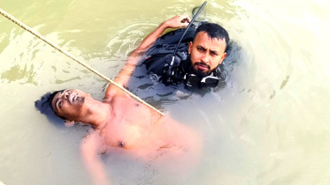 শীতলক্ষ্যা নদীতে গোসল করতে নেমে গার্মেন্টস কর্মীর মৃত্যু