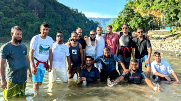 সম্প্রীতি ও পেশাগত বন্ধন আরও দৃঢ় করতে নারায়ণগঞ্জ রিপোর্টার্স ক্লাবের বনভোজন