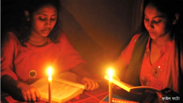 আড়াইহাজারে তীব্র লোডশেডিং, চরম ভোগান্তিতে এইচএসসি পরীক্ষার্থীরা