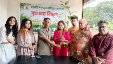 ‘আত্মশক্তি নারী উন্নয়ন সংস্থা’র বিনামূল্যে ফলজ, বনজ ও ঔষধি বৃক্ষ চারা বিতরণ