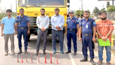 পরিবেশ অধিদপ্তরের অভিযানে ৪ যানবাহনকে জরিমানা, হর্ণ জব্দ