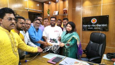 ব্যক্তিগত অর্থায়নে স্বাস্থ্য কমপ্লেক্সে ইসিজি মেশিন দিলেন এমপি মান্নান