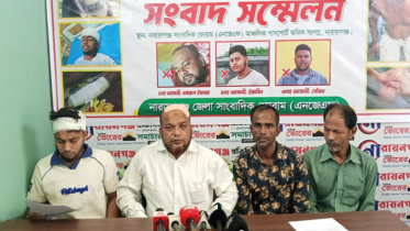 একই পরিবারের ৪ জনকে কুপিয়ে হত্যার চেষ্টা