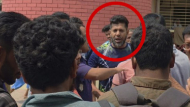 খানপুর ৩শ’ শয্যা হাসপাতালে সাংবাদিকদের উপর দালাল চক্রের হামলা