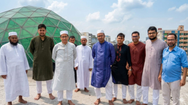 নারায়ণগঞ্জ জেলা কালেক্টরেট মসজিদের ছাদের ঢালাই কাজ পরিদর্শনে ডিসি