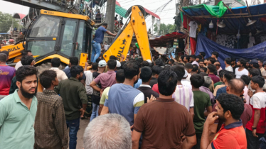 সিদ্ধিরগঞ্জে শিমরাইল মোড়ে উচ্ছেদ অভিযান, হকারদের ২৪ ঘণ্টার আল্টিমেটাম