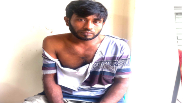 বন্দরে বাকিতে ডাব বিক্রি না করায় সন্ত্রাসী হামলা, লুট