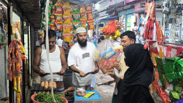 কাঁচপুরে মেম্বার পদপ্রার্থী মাসুমের মশক নিধন ও সচেতনতামূলক লিফলেট