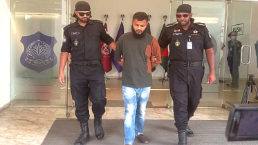 ফতুল্লায় অস্ত্র-গুলি ও হেরোইনসহ ‘কোবরা গ্রুপের’ প্রধান সোহেল গ্রেপ্তার