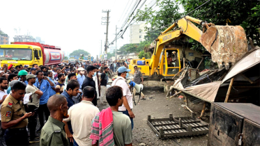 আদমজী ইপিজেডে রেলওয়ের জমিতে উচ্ছেদ অভিযান