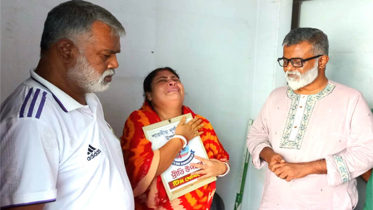 রিয়ার আত্মবিসর্জন অম্লান রবে : খোরশেদ