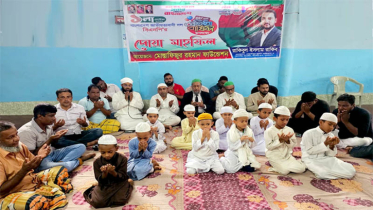 এতিম শিক্ষার্থীদের নিয়ে মোস্তাফিজুর রহমান ফাউন্ডেশনের  দোয়া ও খাবার বিতরণ