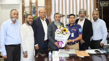 না’গঞ্জ পুলিশ সুপারের সঙ্গে ব্যবসায়ী নেতৃবৃন্দের সৌজন্য সাক্ষাৎ