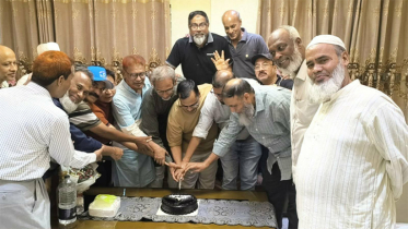 পুরান ঢাকায় নবকুমার ইনস্টিটিউশন’র ৮১ ব্যাচের মিলন মেলা অনুষ্ঠিত