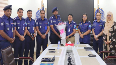 টিআই আব্দুল করিম শেখকে সংবর্ধনা দিল জেলা পুলিশ