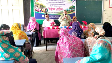 আড়াইহাজারে উঠান বৈঠক ও চলচ্চিত্র প্রদর্শনী