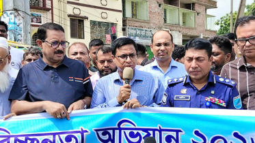 পরিচ্ছন্ন না’গঞ্জ গড়তে চান ডিসি, নির্ধারিত স্থানে ময়লা ফেলার আহ্বান  